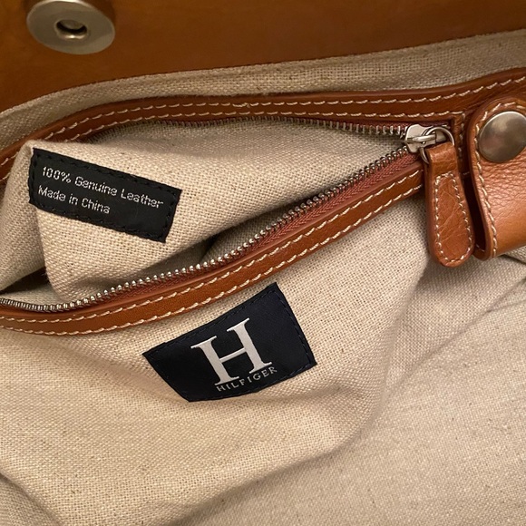 Tommy Hilfiger Leather Purse - Picture 4 of 5